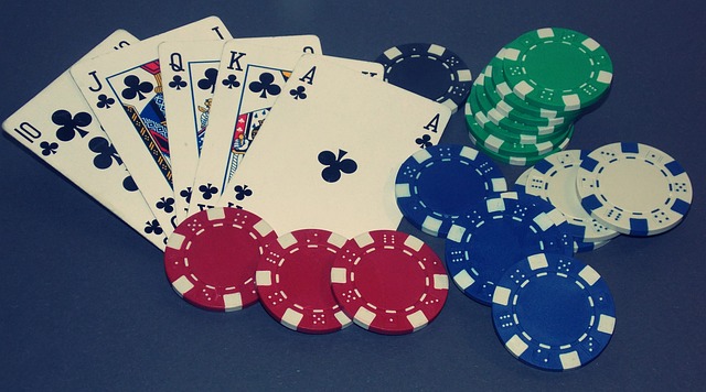 Chơi Poker MAX88 - Trải nghiệm sòng bạc trực tuyến tuyệt vời